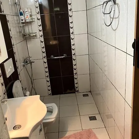 Portakal Bahcesi Icerisinde Muestakil Villa